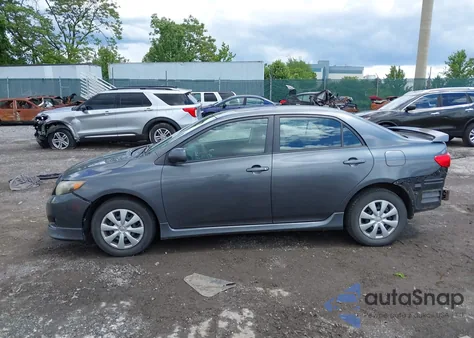 2010 Toyota Corolla S z USA, uszkodzony, nr VIN 2T1BU4EE9AC333412